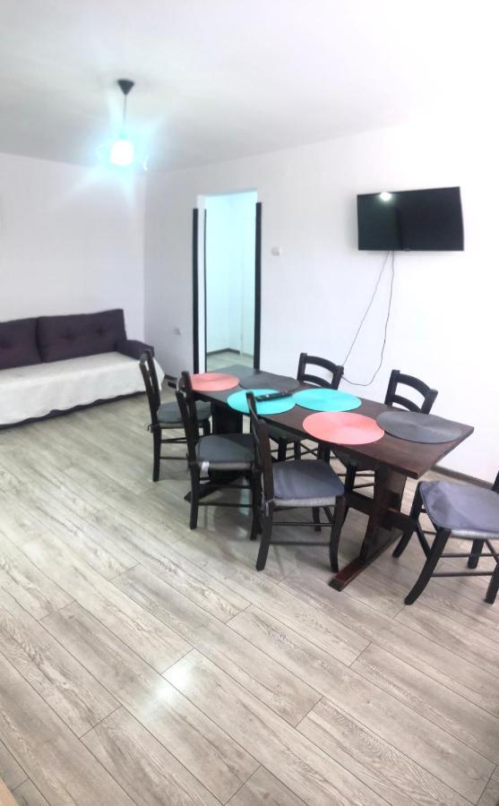 דירות Apartament Ultracentral וטרה דורניי מראה חיצוני תמונה